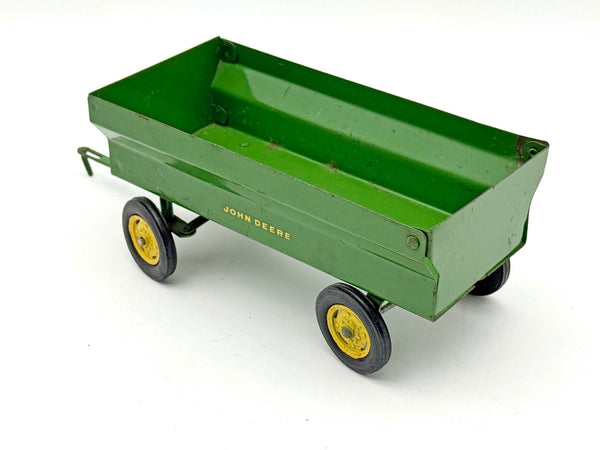 1/16 John Deere Cast Rim Flare Box Wagon