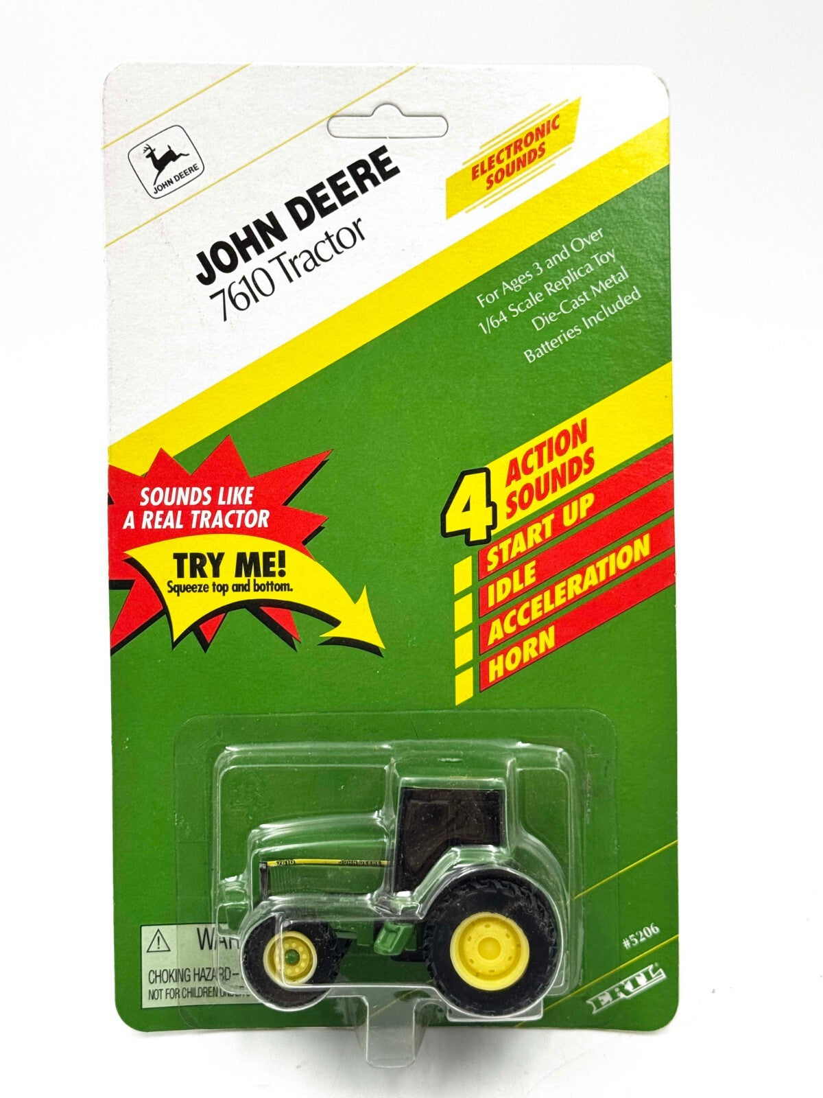 1/64 John Deere 7600 Tractor With Electronic Sounds