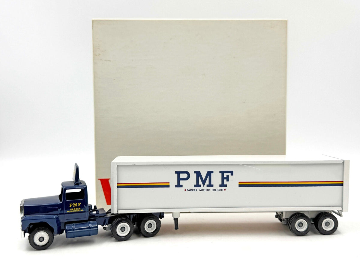 1/64 Winross Truck Semi Parker Motor Freight  A056