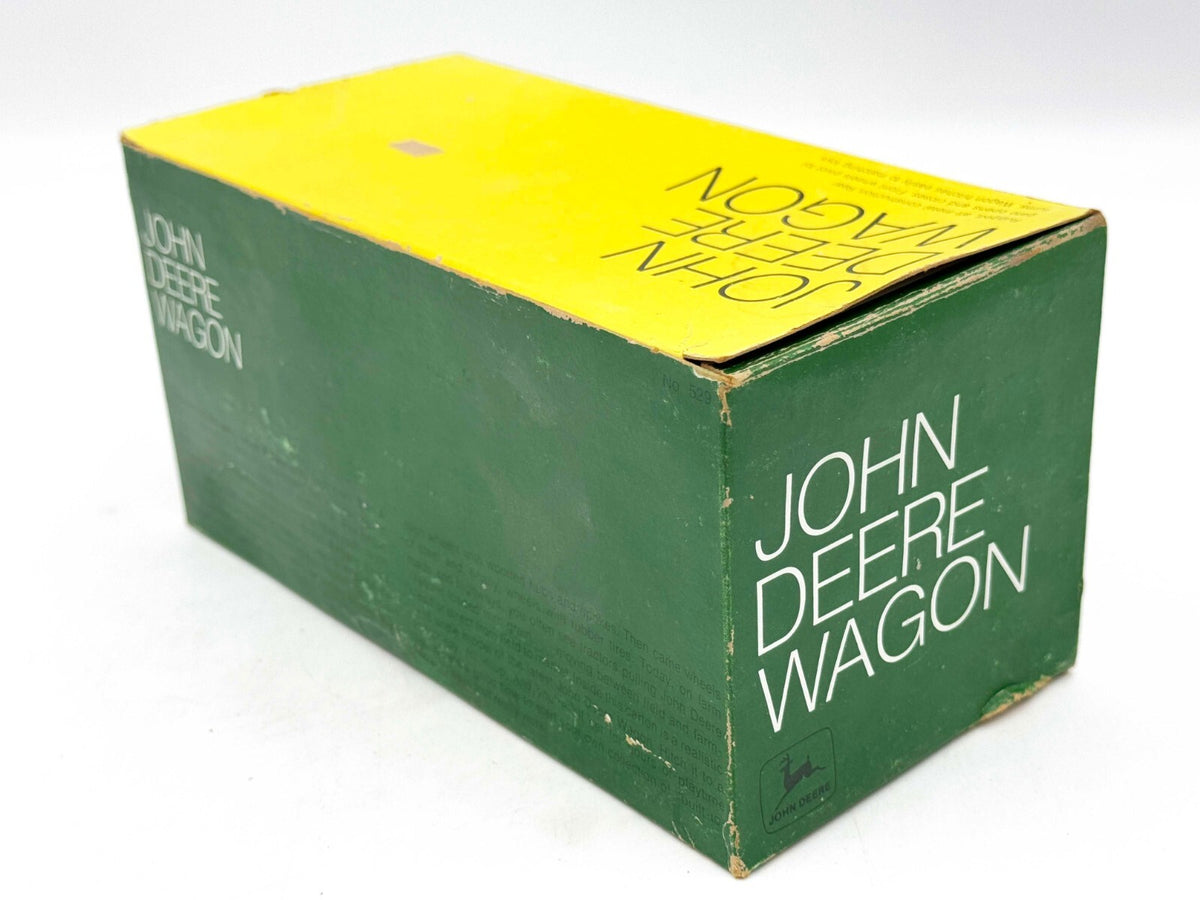 1/16 John Deere Flarebox Wagon in Ice Cream Box