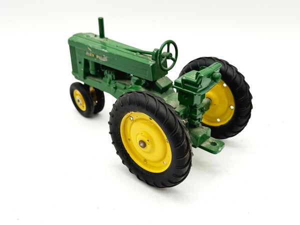 1/16 John Deere 60 w/ Original Box - Eska