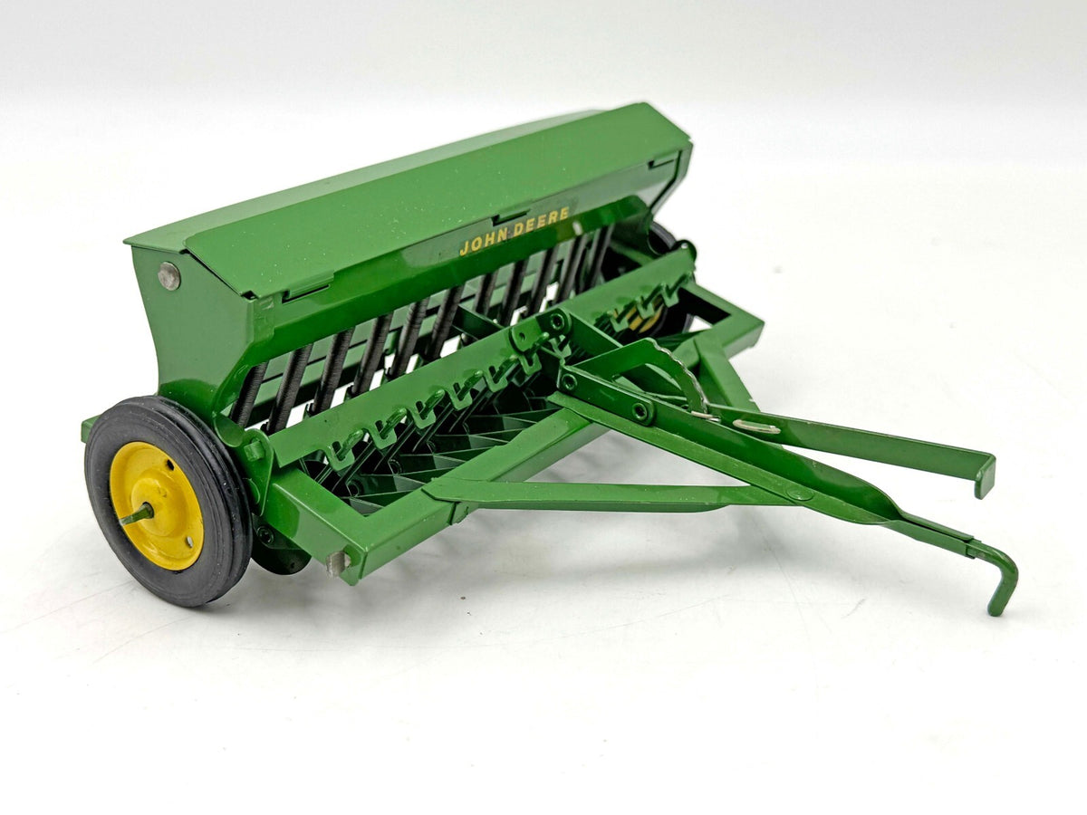 1/16 John Deere Green Lid Grain Drill in Original Box Eska
