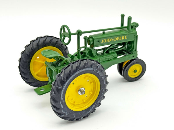 1/16 John Deere Unstyled A