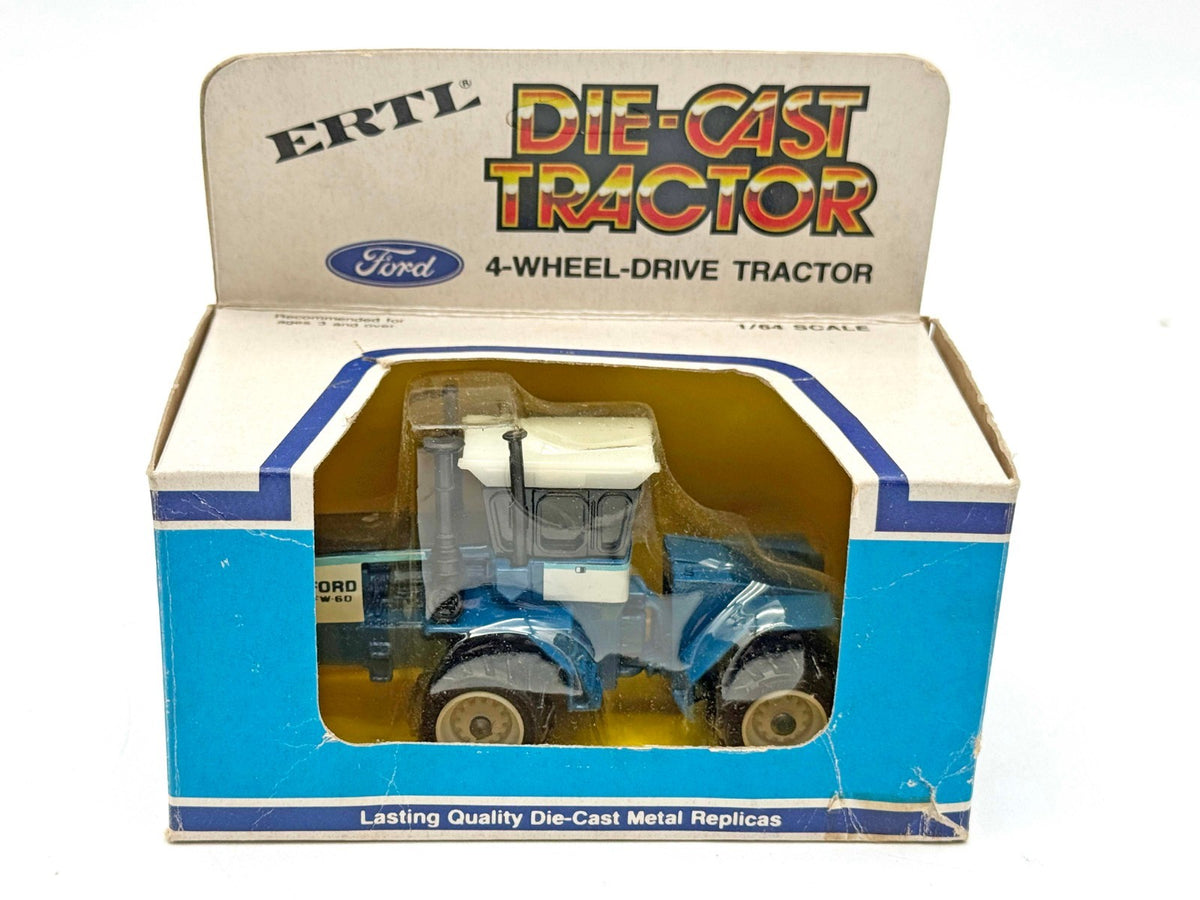 1/64 Ford FW-60 4WD Tractor With White Rims