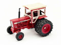 1/64 Farmall 856 Wide Front Tractor With Hiniker Cab