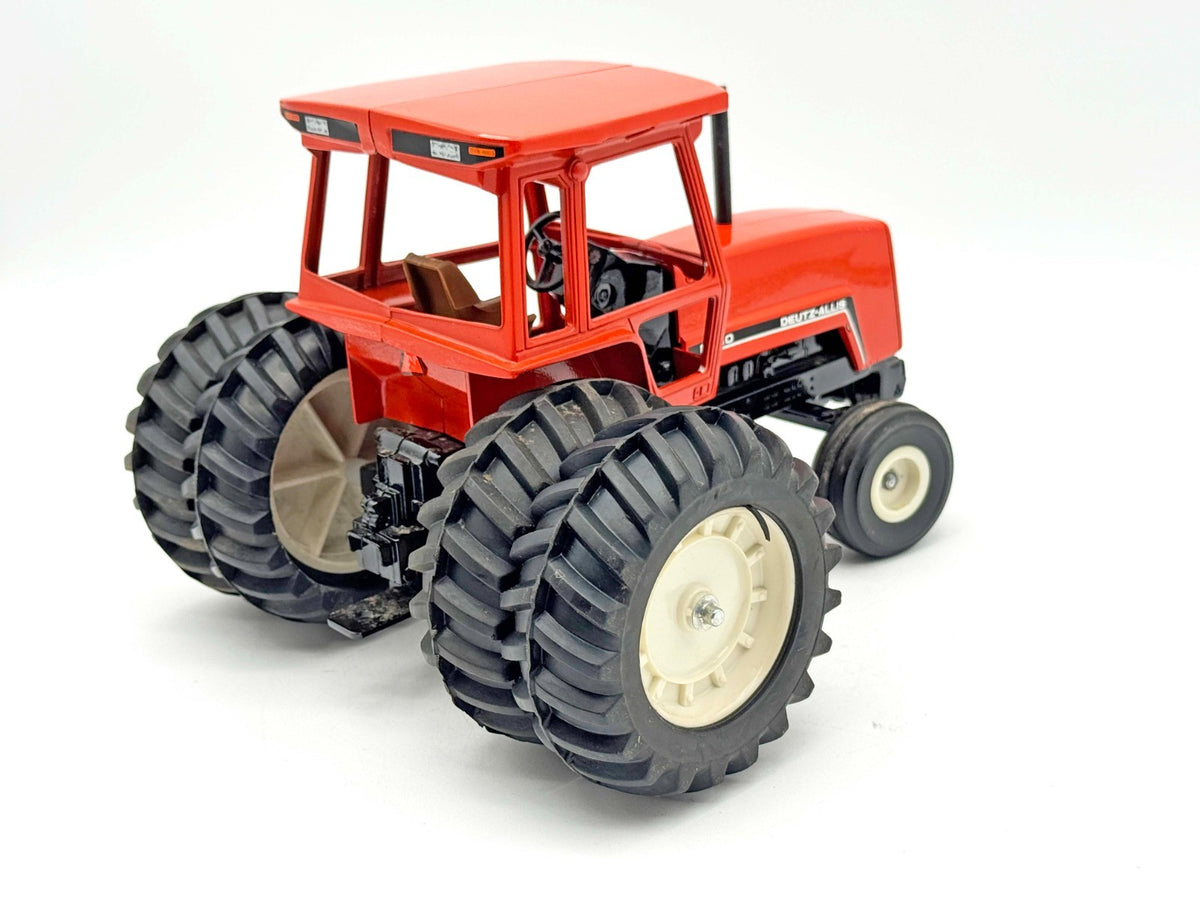 1/16 Deutz Allis 8030 Tractor With Cab & Duals
