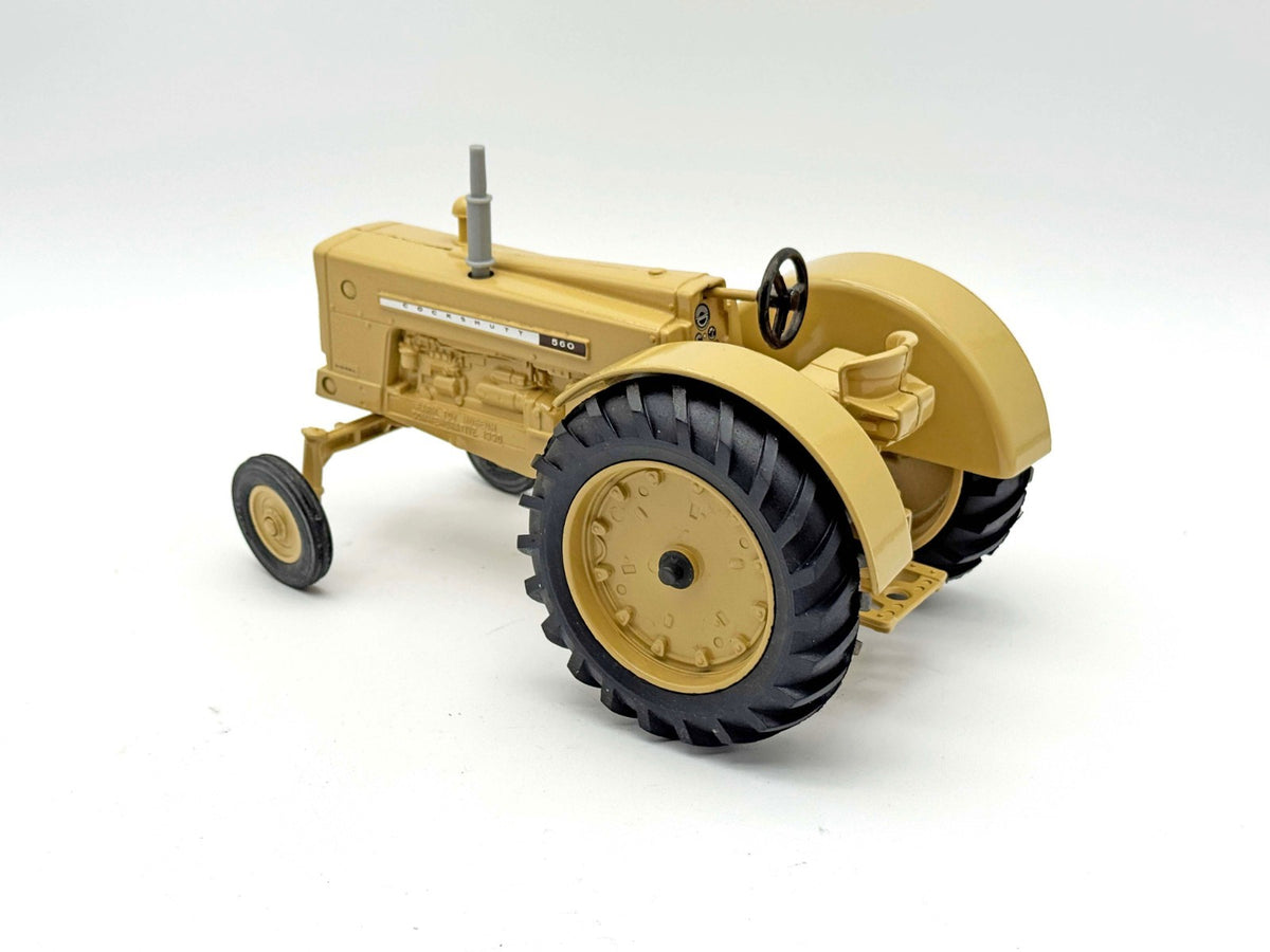 1/16 Cockshutt 560 Wide Front Tractor