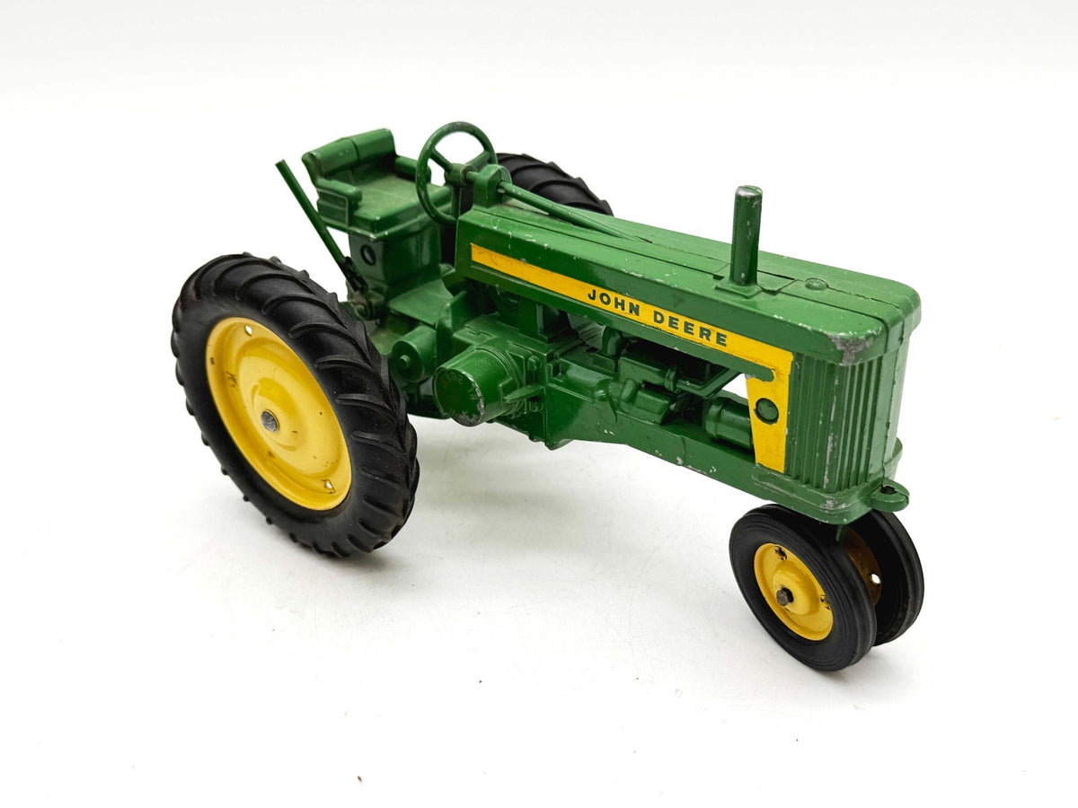 1/16 John Deere 620 w/ 3 PT w/ Original Box - Eska