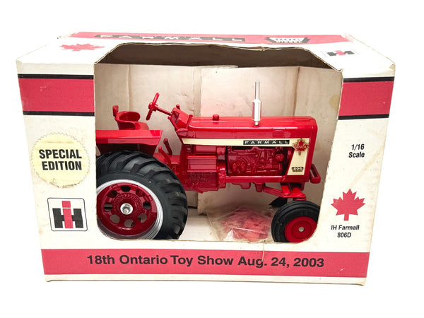 1/16 International Harvester Farmall 806 Wide Front Tractor, Ontario Show