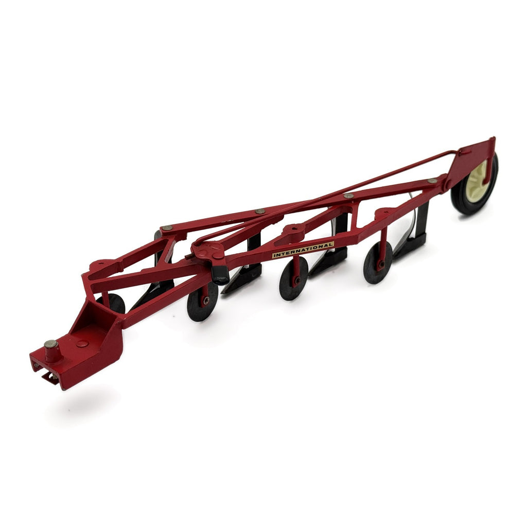 1/16 International 4 Bottom Plow