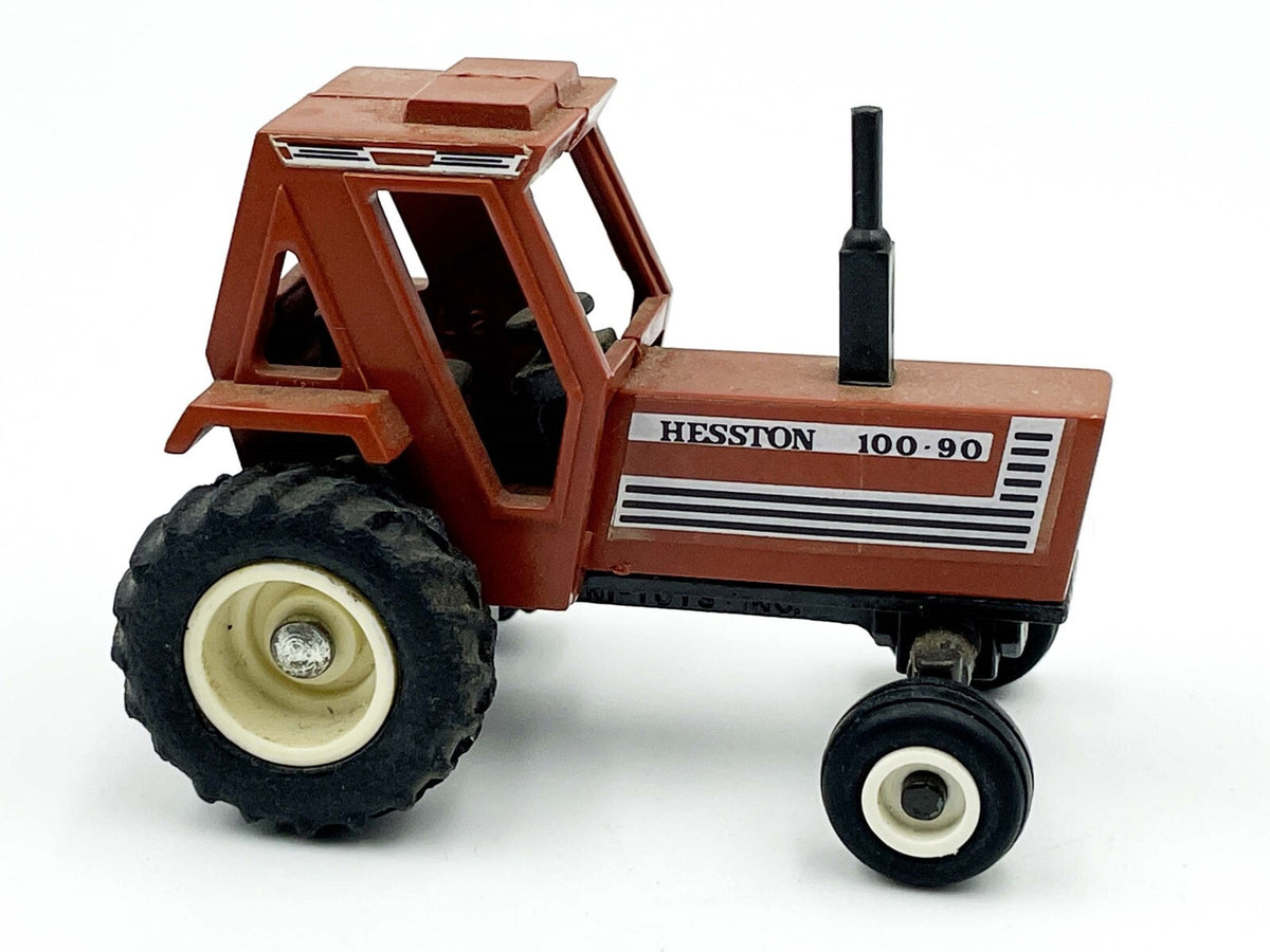1/64 Hesston 100-90 Tractor