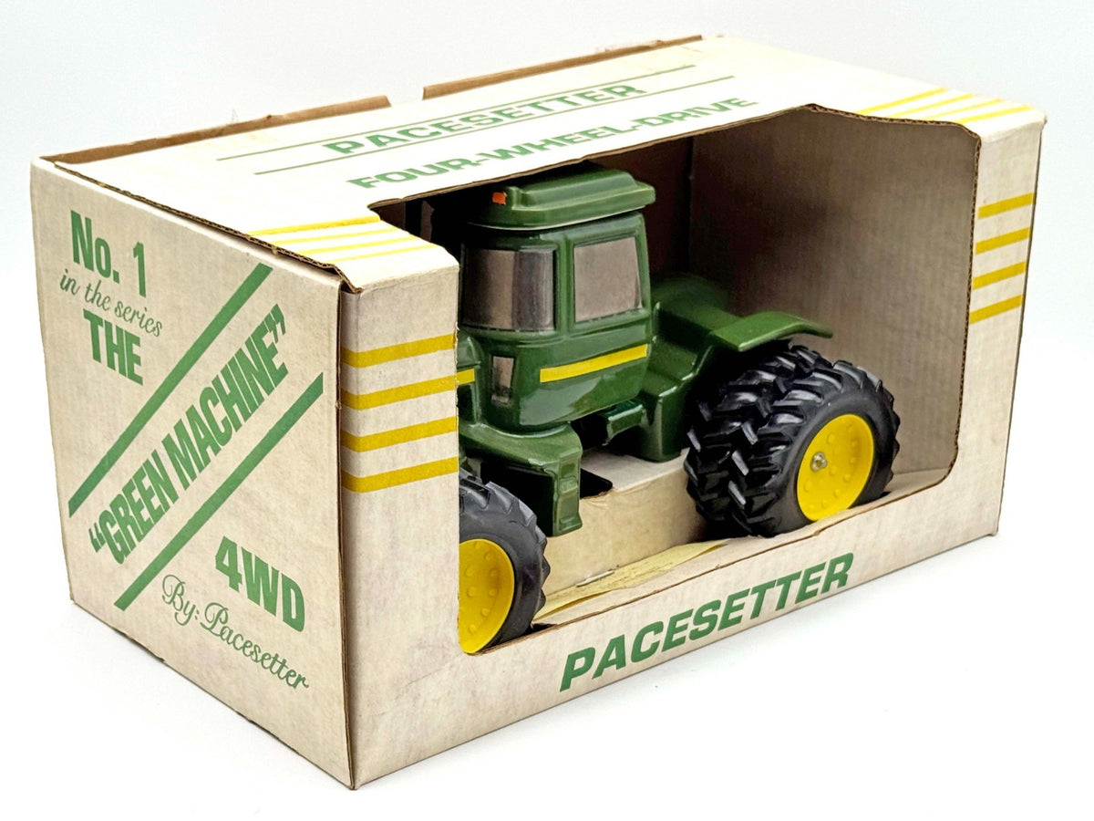 1/16 John Deere Green Machine 4WD Pacesetter Decanter