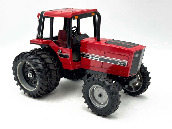 1/16 International Harvester 5488 Tractor W/ Front Wheel Assist & Duals