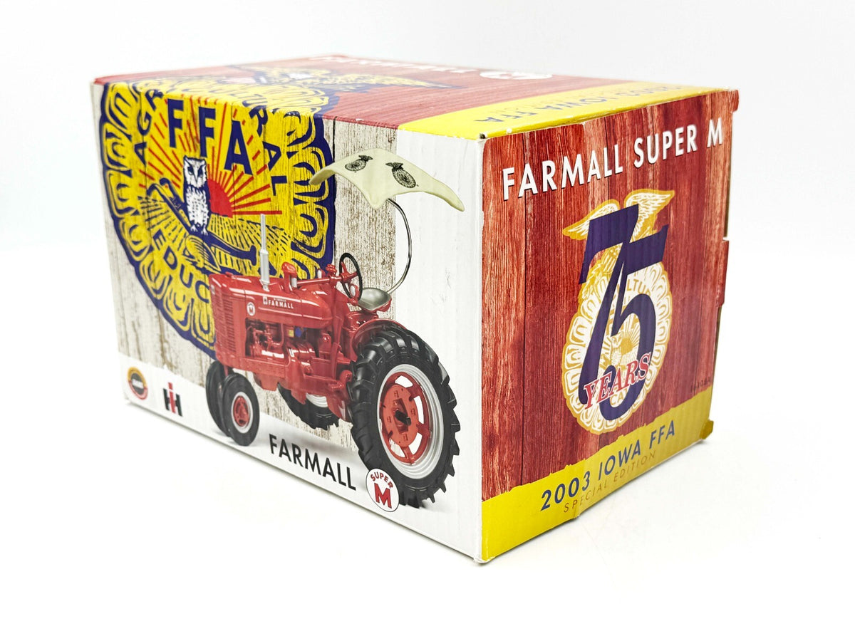 1/16 International Harvester Farmall Super M Tractor, Iowa FFA 2003