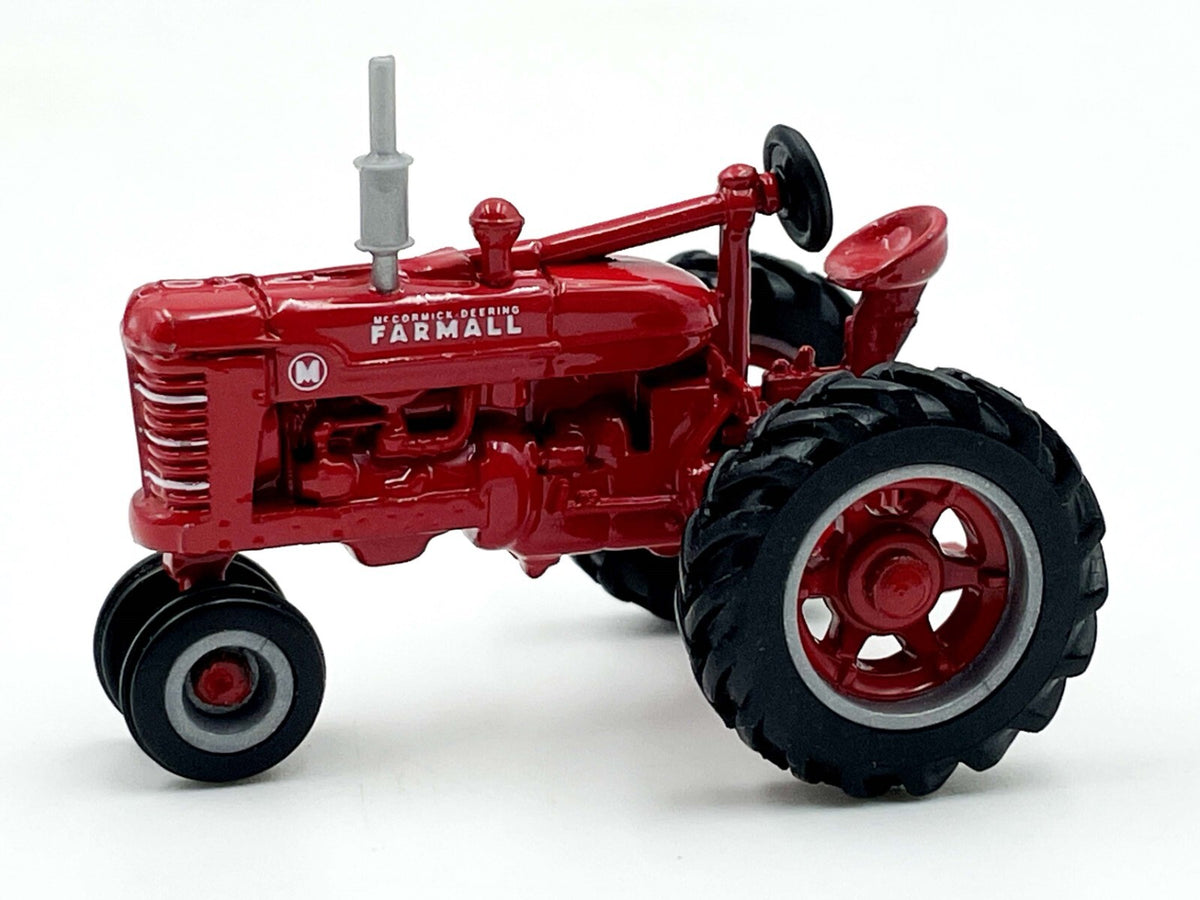 1/64 Farmall M Early White Grill  Narrow Front