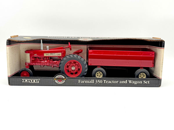 1/16 Farmall 350 Tractor and Wagon Set