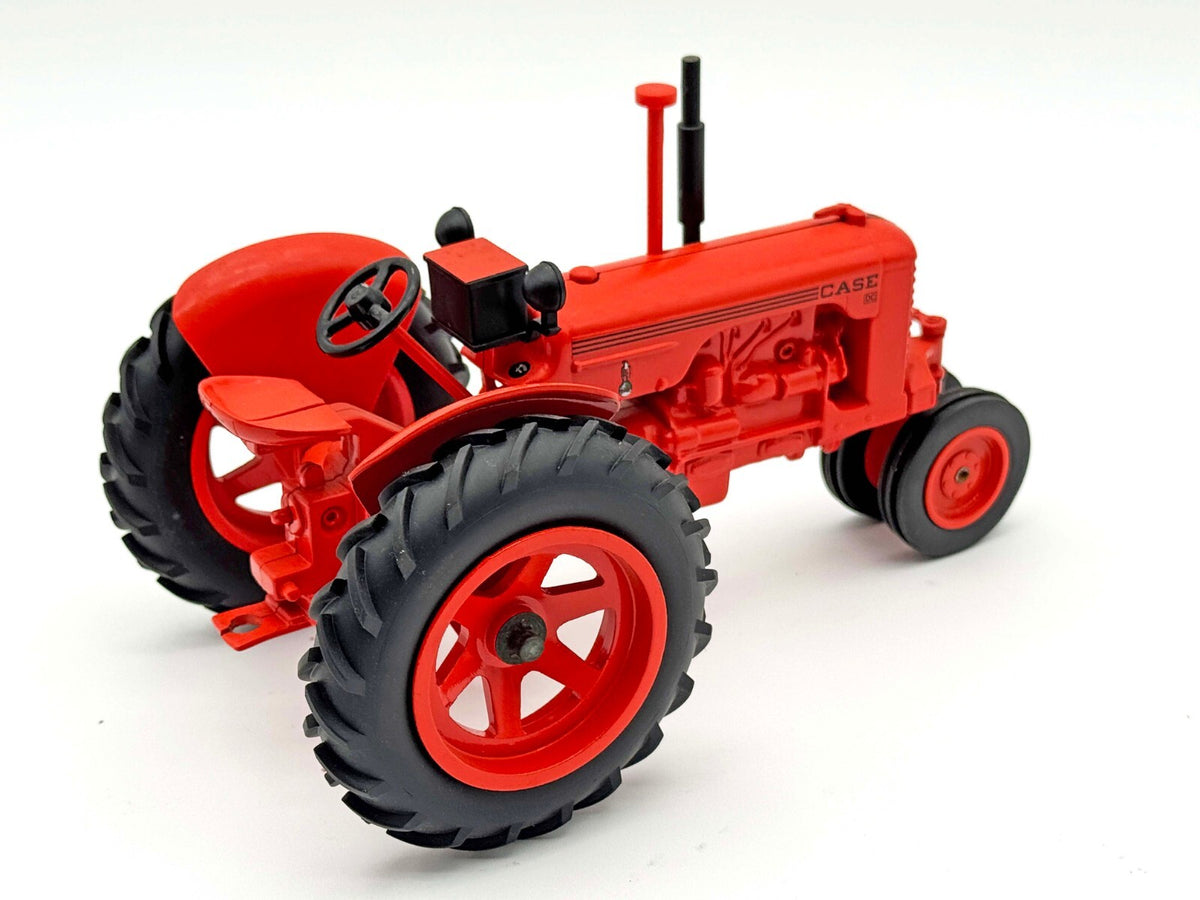 1/16 Case DC3 Tractor With Narrow Front
