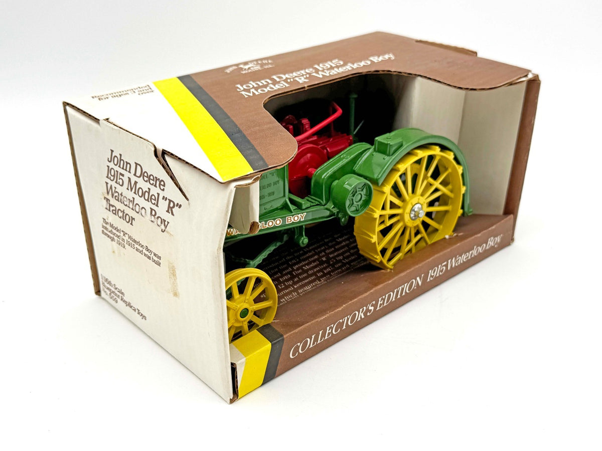 1/16 John Deere 1915 Model R Waterloo Boy Tractor