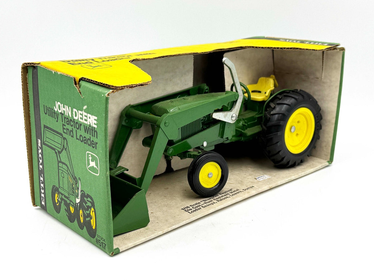 1/16 John Deere Utility Tractor w/ Loader in  Yellow Top Box