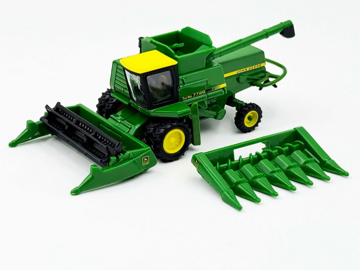 1/64 John Deere Turbo 7720 w/ Duals, Corn Head, and Grain Head