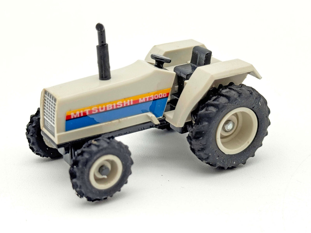 1/64 Mitsubishi Tractor With Front Wheel Assist