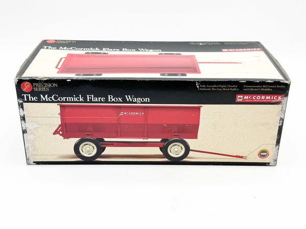 1/16 International Harvester McCormick Flare Box Wagon, Precision Series
