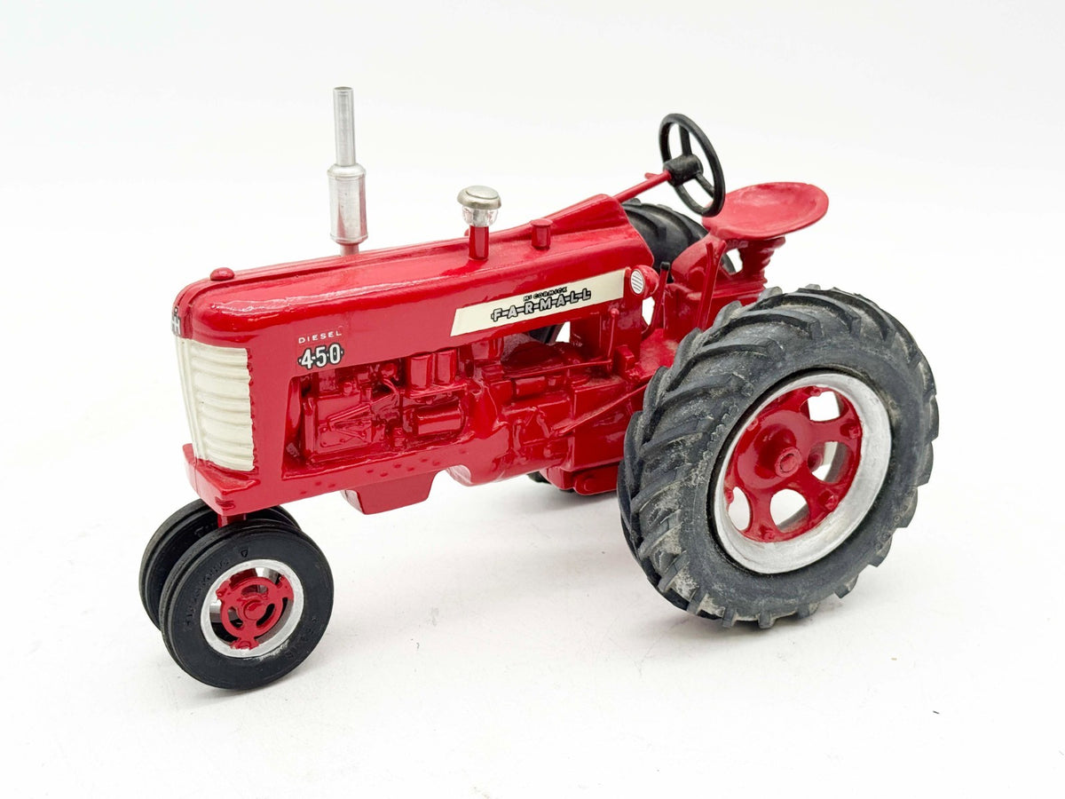 1/16 Farmall 450 Narrow Front Custom