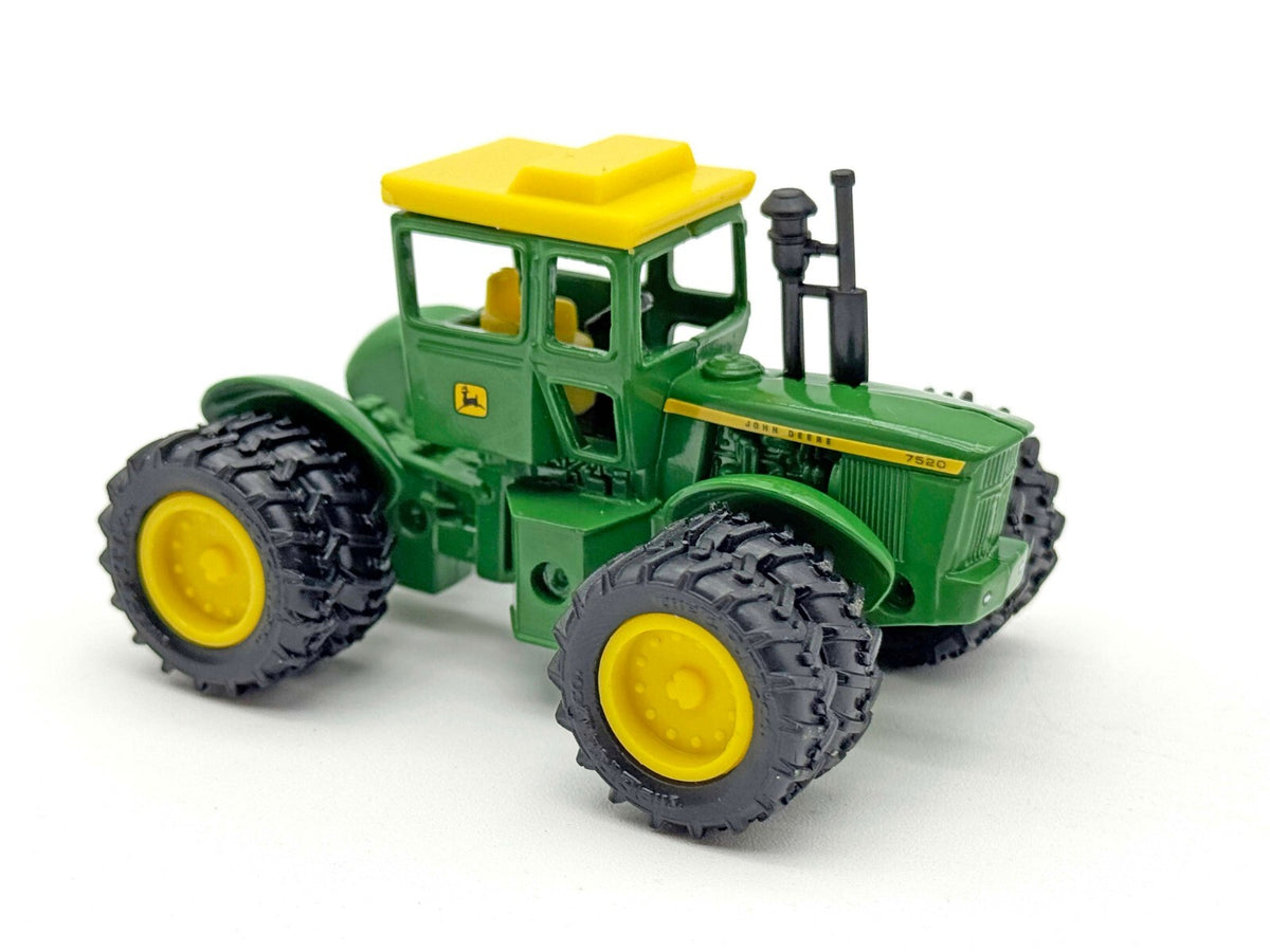 1/64 John Deere 7520 Tractor w/ Duals