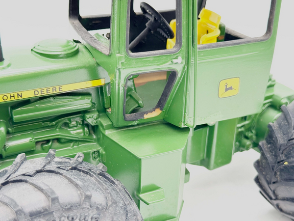 1/16 John Deere 7520 4WD w/ Singles Custom by Precision Engineering