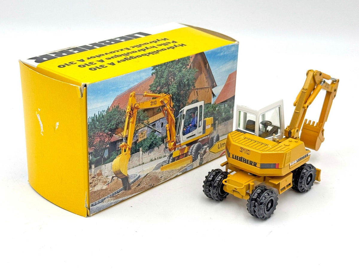 1/50 Liebherr A 310 Wheeled Excavator