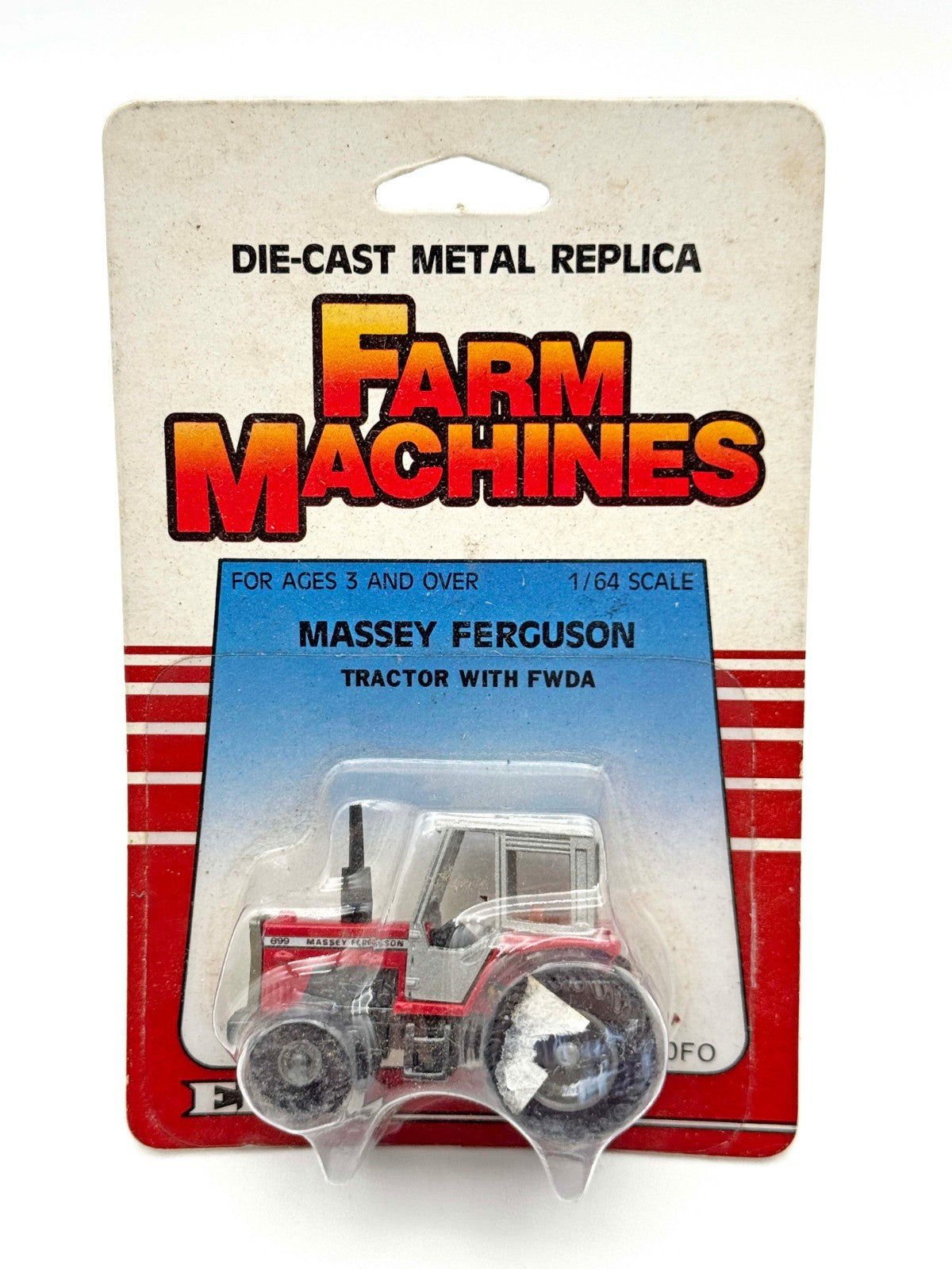 1/64 Massey Ferguson 699 Tractor w/ FWA