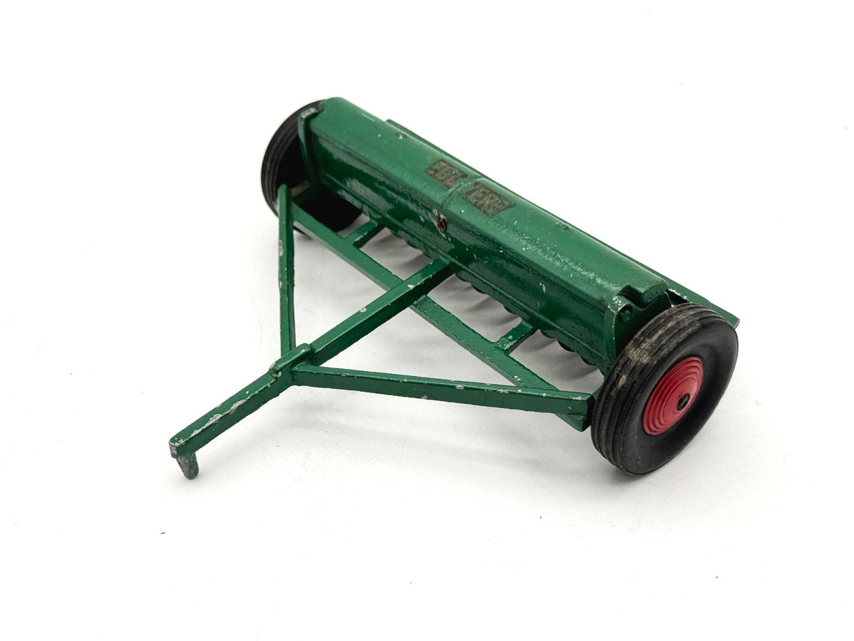 1/16 Oliver Grain Drill in Original Box - Slik