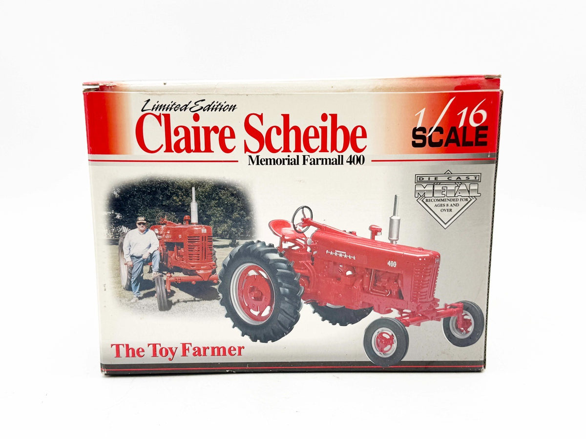 1/16 International Harvester Farmall 400 Gas With Wide Front, Claire Scheibe