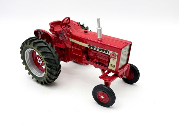1/16 International Harvester Farmall 706 Diesel Tractor