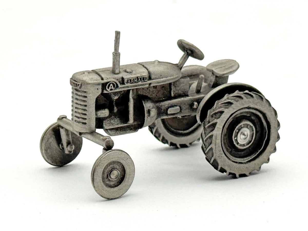 1/43 Pewter Farmall A