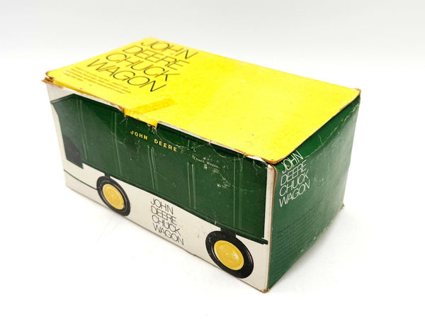1/16 John Deere Chuck Wagon in Original Ice Cream Box