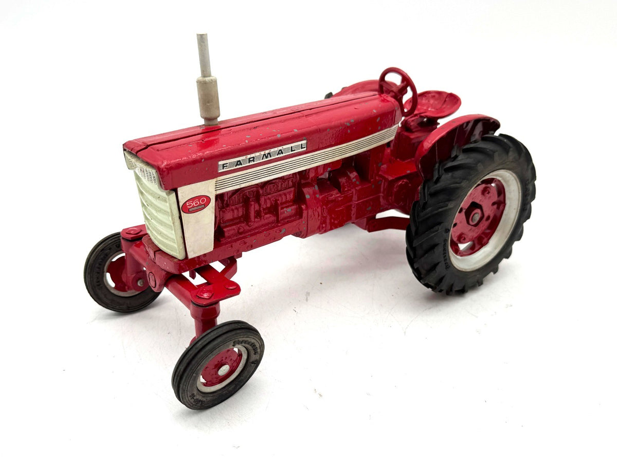 1/16 Farmall 560 Wide Front Custom