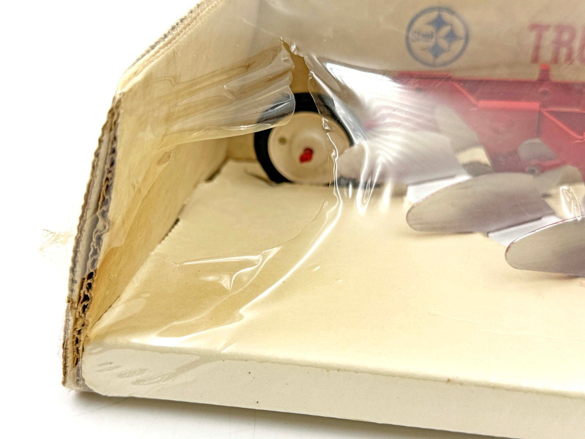 1/16 Tru Scale Four Bottom Plow in Bubble Box