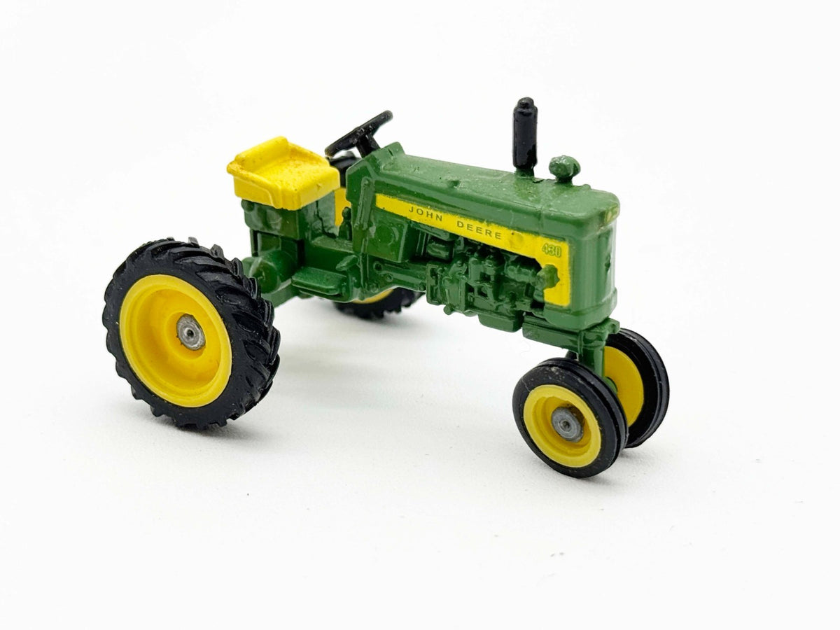 1/64 John Deere 430 Narrow Front