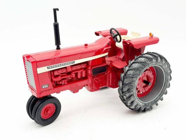 1/16 International 856 Narrow Front Custom