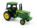 1/64 John Deere 4450 Tractor