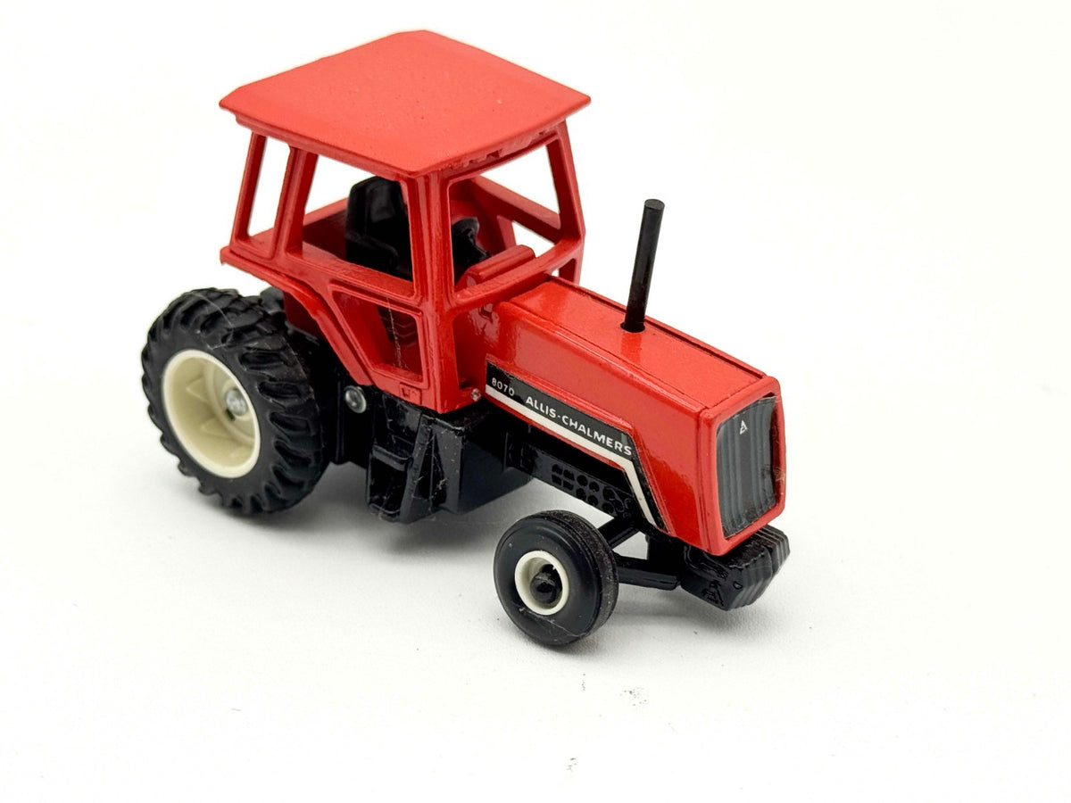 1/64 Allis Chalmers 8070 Tractor