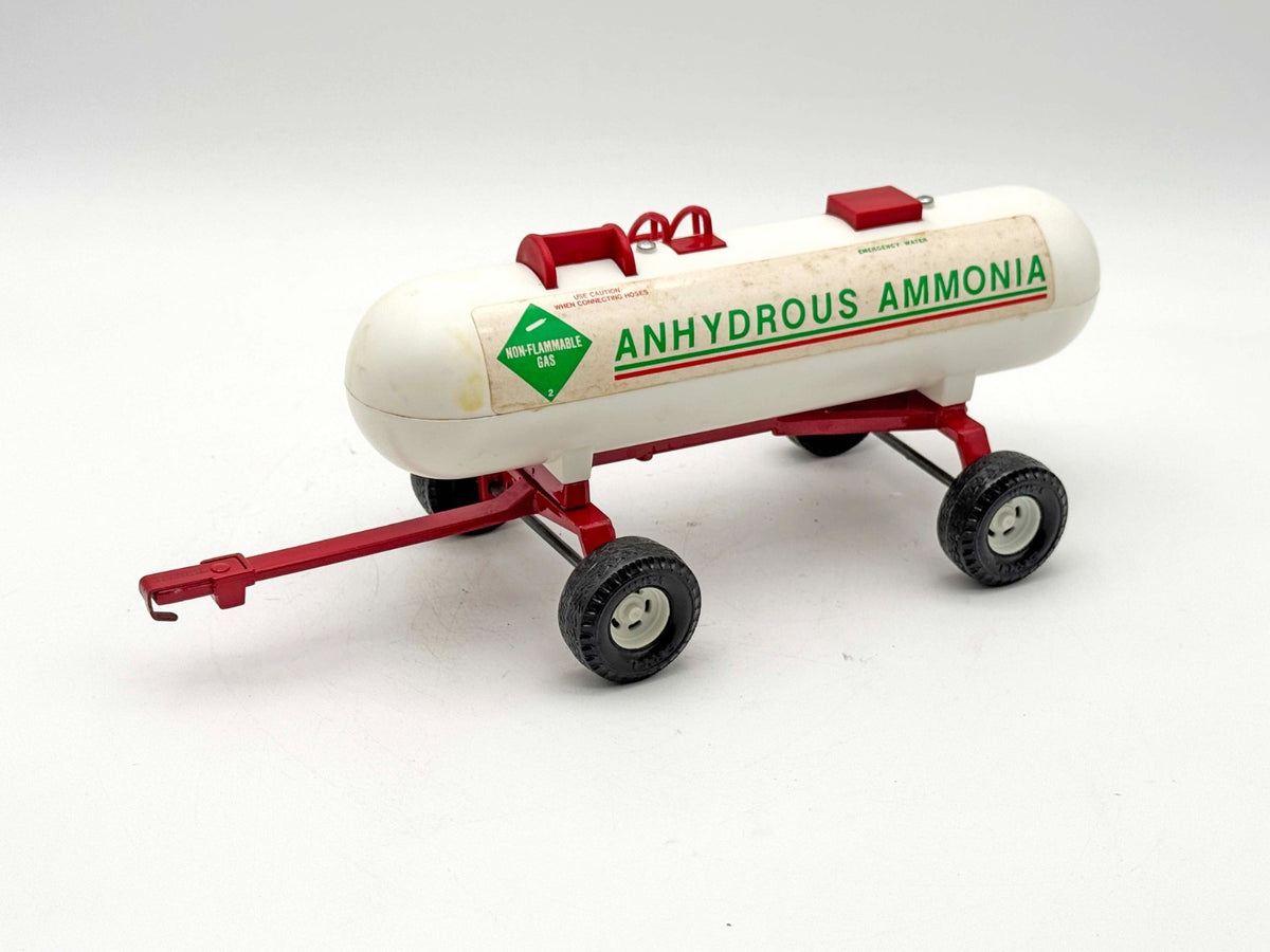 1/16 International Anhydrous Ammonia Tank
