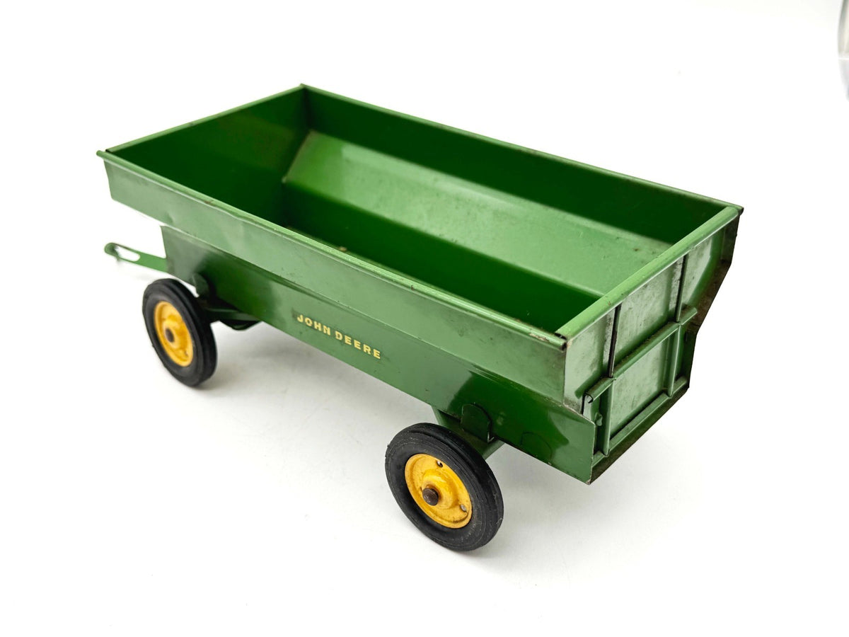 1/16 John Deere Flarebox Wagon w/ Original Box - Eska