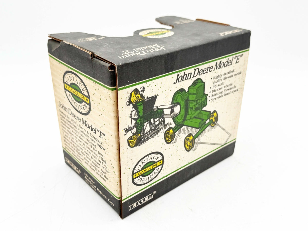 1/6 John Deere Model E Gas Engine