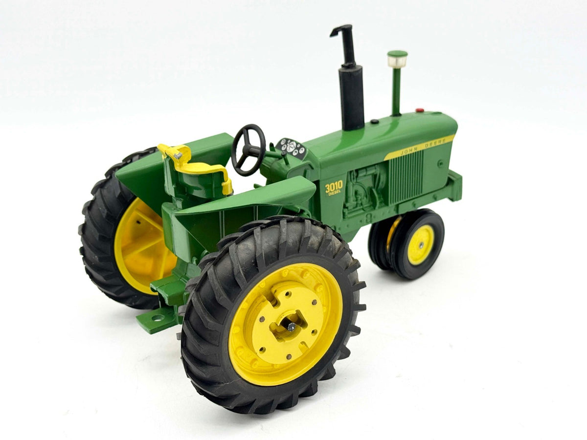 1/16 John Deere 3010 Diesel Early Custom