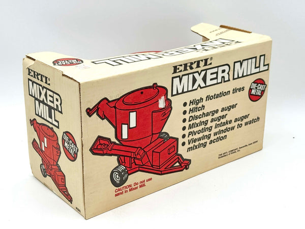 1/16 International Harvester Grinder Mixer Mill