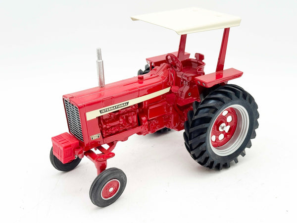 1/16 International Farmall 856 w/ Rops
