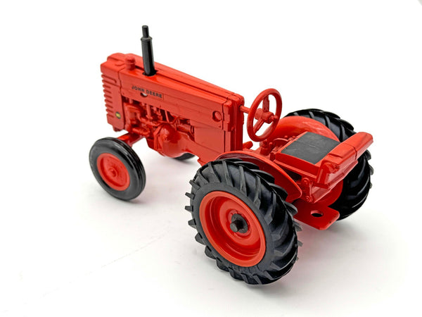 1/16 John Deere 1947 Model MI  OrangeTractor