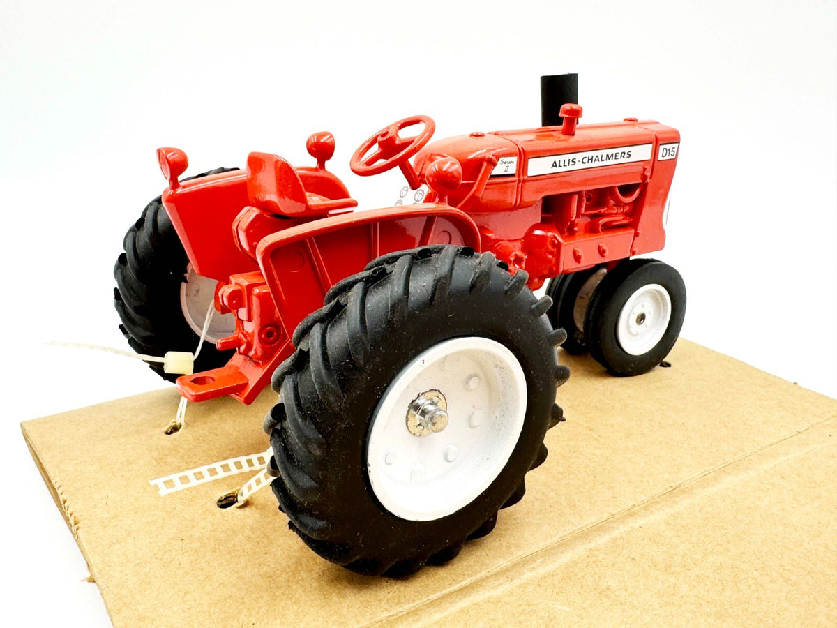 1/16 Allis Chalmers D15 Tractor Narrow Front